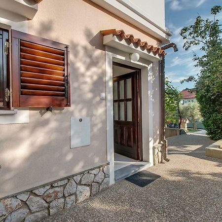 Apartment Simona Mali Lošinj Eksteriør bilde