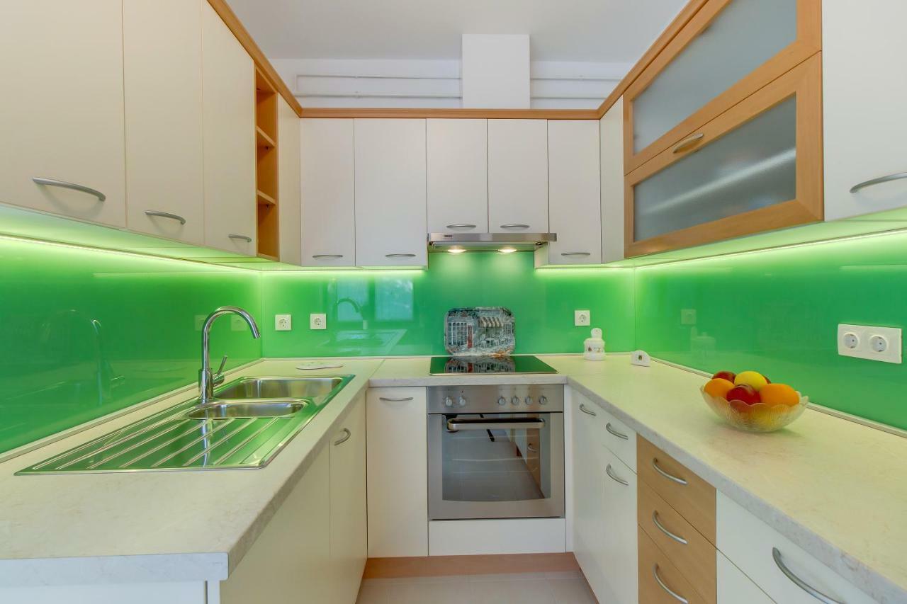 Apartment Simona Mali Lošinj Eksteriør bilde
