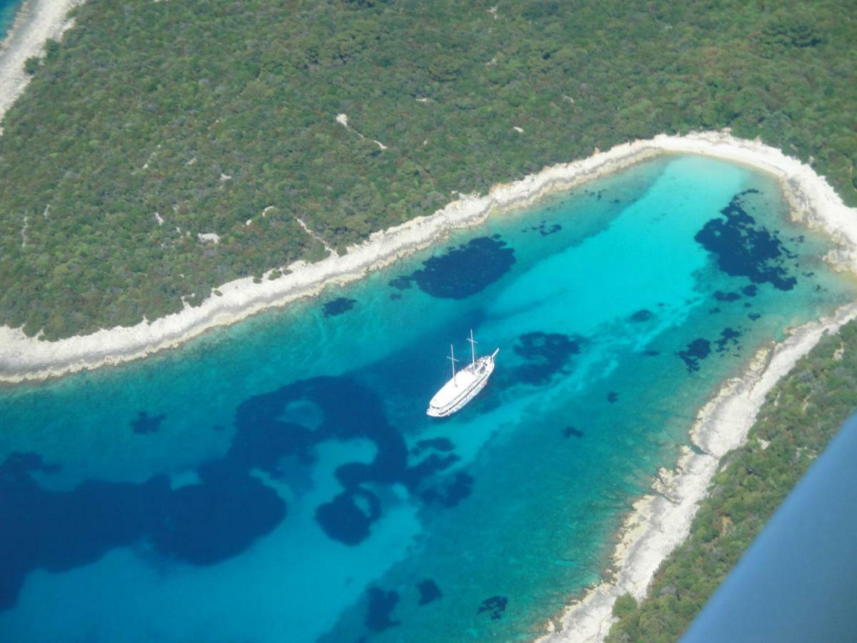 Apartment Simona Mali Lošinj Eksteriør bilde