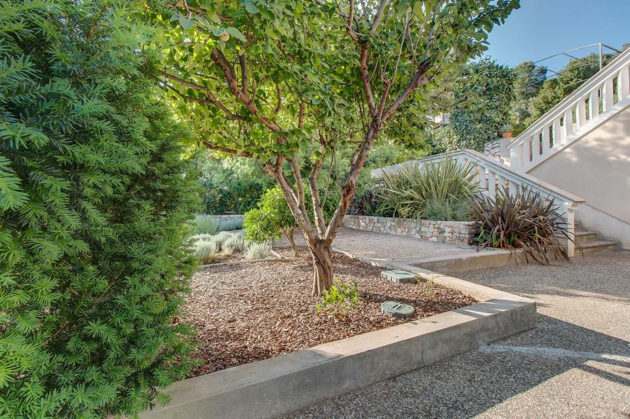Apartment Simona Mali Lošinj Eksteriør bilde